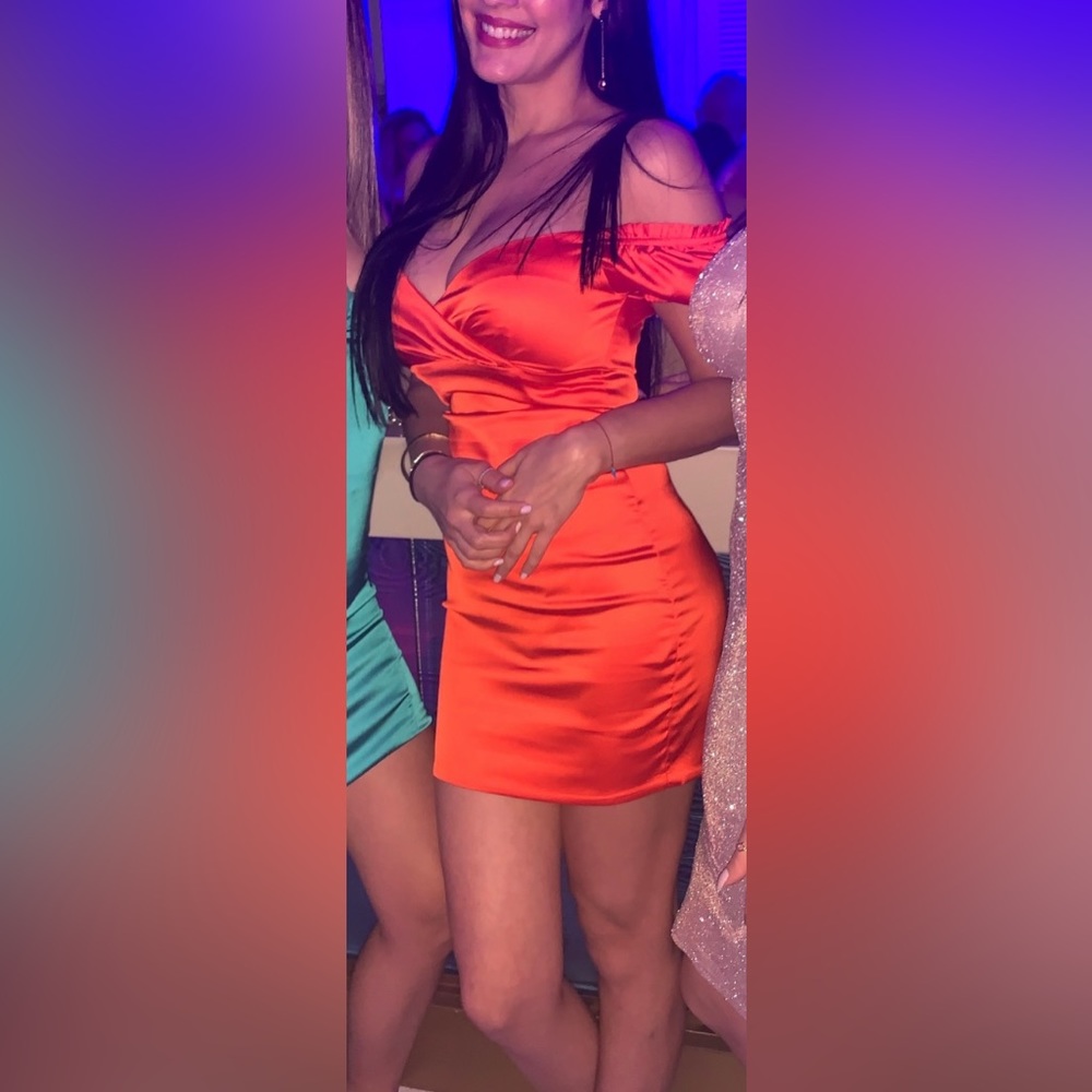 Beautiful satin dress - small-